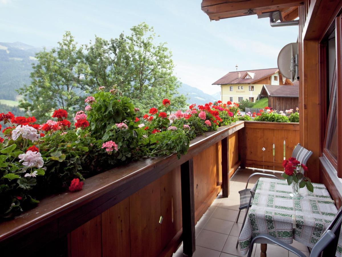 Sunny Holiday Flat With Balcony Ваграйн Екстериор снимка